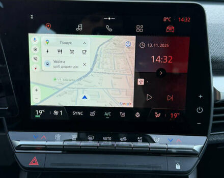 Черный Рено Megane E-Tech, объемом двигателя 0 л и пробегом 4 тыс. км за 22900 $, фото 11 на Automoto.ua