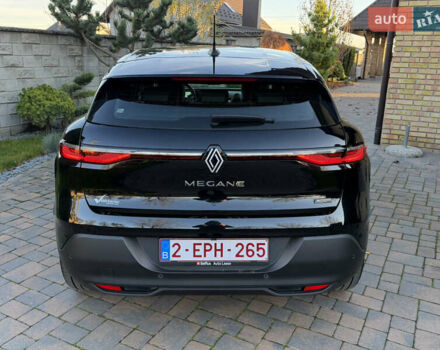 Черный Рено Megane E-Tech, объемом двигателя 0 л и пробегом 4 тыс. км за 22900 $, фото 3 на Automoto.ua