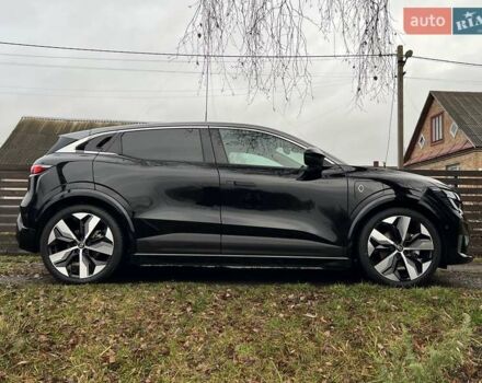 Черный Рено Megane E-Tech, объемом двигателя 0 л и пробегом 6 тыс. км за 28250 $, фото 3 на Automoto.ua