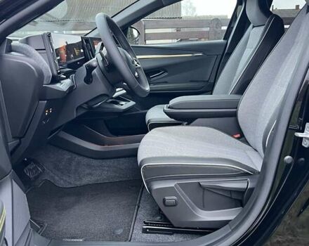 Черный Рено Megane E-Tech, объемом двигателя 0 л и пробегом 6 тыс. км за 28250 $, фото 23 на Automoto.ua