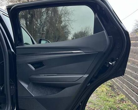 Черный Рено Megane E-Tech, объемом двигателя 0 л и пробегом 6 тыс. км за 28250 $, фото 30 на Automoto.ua