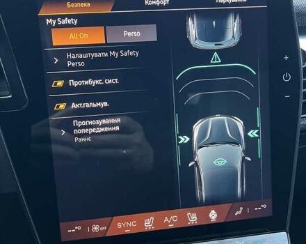 Черный Рено Megane E-Tech, объемом двигателя 0 л и пробегом 6 тыс. км за 28250 $, фото 41 на Automoto.ua