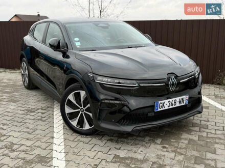 Черный Рено Megane E-Tech, объемом двигателя 0 л и пробегом 58 тыс. км за 20650 $, фото 1 на Automoto.ua