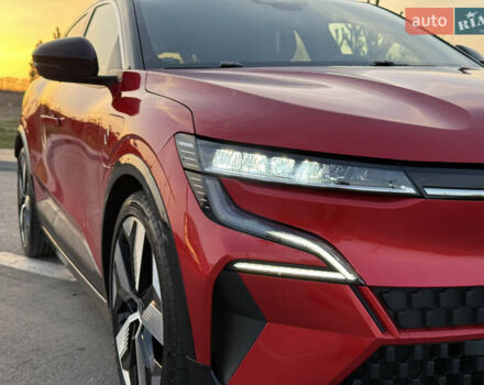 Красный Рено Megane E-Tech, объемом двигателя 0 л и пробегом 49 тыс. км за 23900 $, фото 15 на Automoto.ua