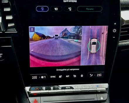 Красный Рено Megane E-Tech, объемом двигателя 0 л и пробегом 38 тыс. км за 19995 $, фото 94 на Automoto.ua