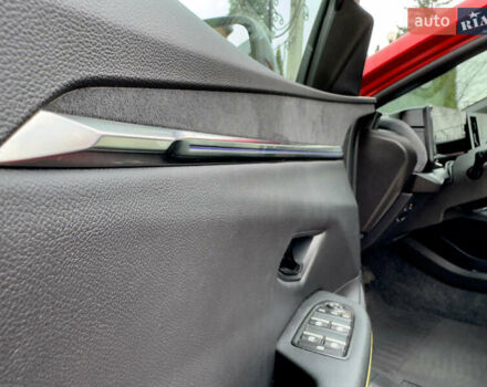 Красный Рено Megane E-Tech, объемом двигателя 0 л и пробегом 38 тыс. км за 19995 $, фото 50 на Automoto.ua