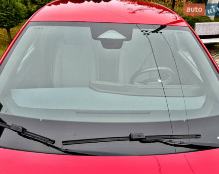 Красный Рено Megane E-Tech, объемом двигателя 0 л и пробегом 38 тыс. км за 19995 $, фото 21 на Automoto.ua