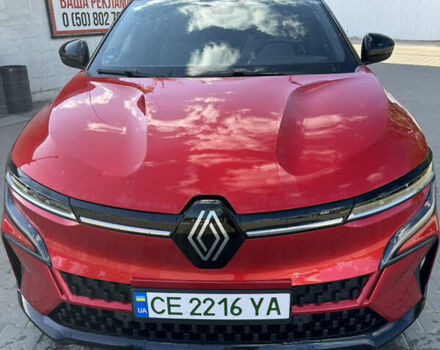 Красный Рено Megane E-Tech, объемом двигателя 0 л и пробегом 3 тыс. км за 26867 $, фото 5 на Automoto.ua