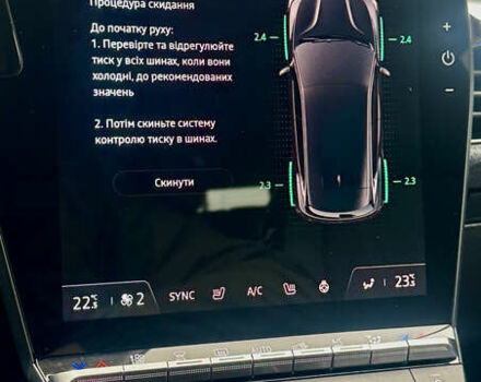 Красный Рено Megane E-Tech, объемом двигателя 0 л и пробегом 38 тыс. км за 19995 $, фото 116 на Automoto.ua