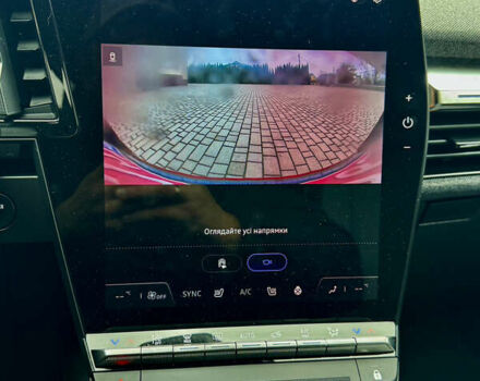 Красный Рено Megane E-Tech, объемом двигателя 0 л и пробегом 38 тыс. км за 19995 $, фото 89 на Automoto.ua