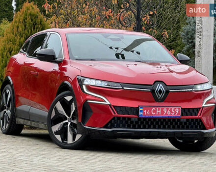 Красный Рено Megane E-Tech, объемом двигателя 0 л и пробегом 38 тыс. км за 19995 $, фото 2 на Automoto.ua
