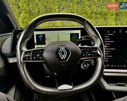 Красный Рено Megane E-Tech, объемом двигателя 0 л и пробегом 38 тыс. км за 19995 $, фото 126 на Automoto.ua