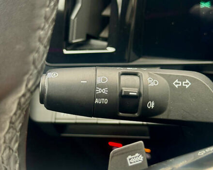 Красный Рено Megane E-Tech, объемом двигателя 0 л и пробегом 38 тыс. км за 19995 $, фото 141 на Automoto.ua