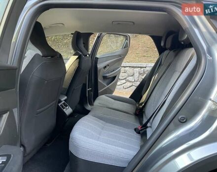 Серый Рено Megane E-Tech, объемом двигателя 0 л и пробегом 83 тыс. км за 19900 $, фото 14 на Automoto.ua