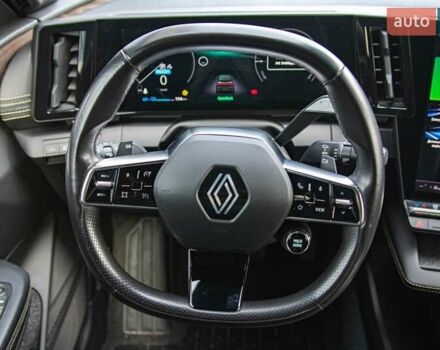 Серый Рено Megane E-Tech, объемом двигателя 0 л и пробегом 54 тыс. км за 22800 $, фото 26 на Automoto.ua