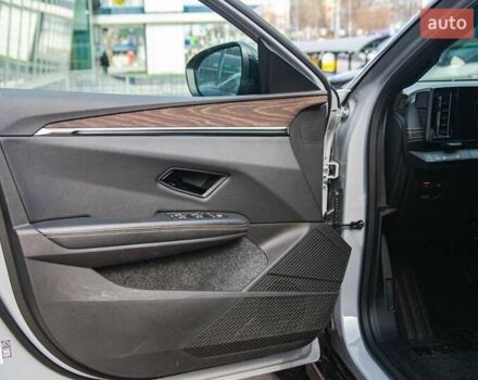 Серый Рено Megane E-Tech, объемом двигателя 0 л и пробегом 54 тыс. км за 22800 $, фото 15 на Automoto.ua