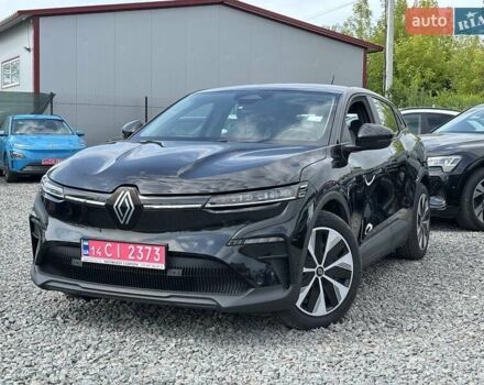 Серый Рено Megane E-Tech, объемом двигателя 0 л и пробегом 134 тыс. км за 18450 $, фото 1 на Automoto.ua