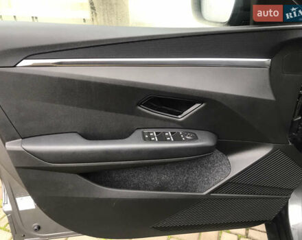 Сірий Рено Megane E-Tech, об'ємом двигуна 0 л та пробігом 40 тис. км за 19400 $, фото 16 на Automoto.ua