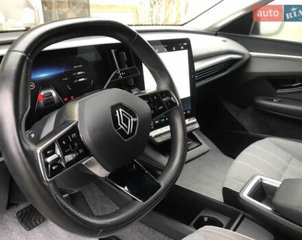 Сірий Рено Megane E-Tech, об'ємом двигуна 0 л та пробігом 40 тис. км за 19400 $, фото 18 на Automoto.ua