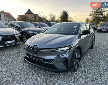 Серый Рено Megane E-Tech, объемом двигателя 0 л и пробегом 90 тыс. км за 19450 $, фото 4 на Automoto.ua