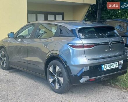 Серый Рено Megane E-Tech, объемом двигателя 0 л и пробегом 42 тыс. км за 18900 $, фото 7 на Automoto.ua