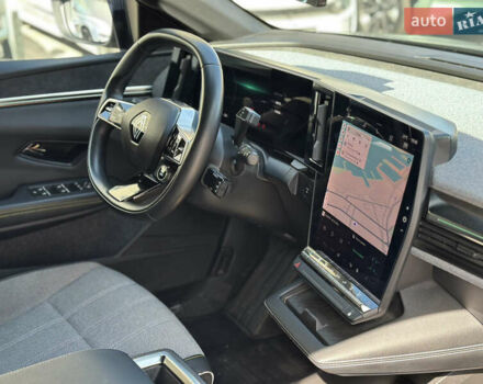 Серый Рено Megane E-Tech, объемом двигателя 0 л и пробегом 15 тыс. км за 26900 $, фото 14 на Automoto.ua