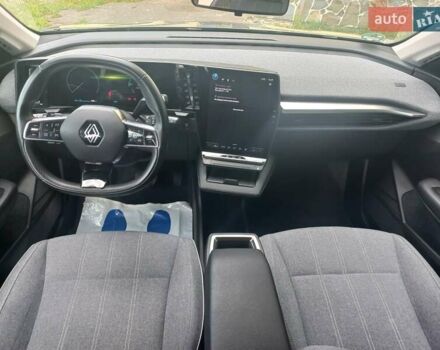 Серый Рено Megane E-Tech, объемом двигателя 0 л и пробегом 42 тыс. км за 18900 $, фото 24 на Automoto.ua