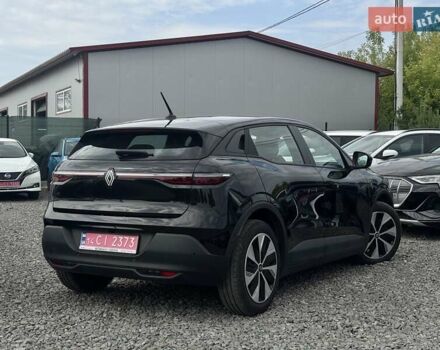 Серый Рено Megane E-Tech, объемом двигателя 0 л и пробегом 134 тыс. км за 18450 $, фото 4 на Automoto.ua