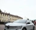 Серый Рено Megane E-Tech, объемом двигателя 0 л и пробегом 60 тыс. км за 22000 $, фото 1 на Automoto.ua