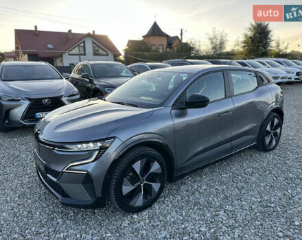 Серый Рено Megane E-Tech, объемом двигателя 0 л и пробегом 90 тыс. км за 19450 $, фото 6 на Automoto.ua