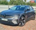 Серый Рено Megane E-Tech, объемом двигателя 0 л и пробегом 42 тыс. км за 18900 $, фото 3 на Automoto.ua
