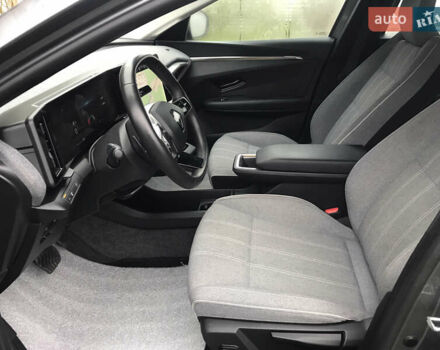 Сірий Рено Megane E-Tech, об'ємом двигуна 0 л та пробігом 40 тис. км за 19400 $, фото 15 на Automoto.ua
