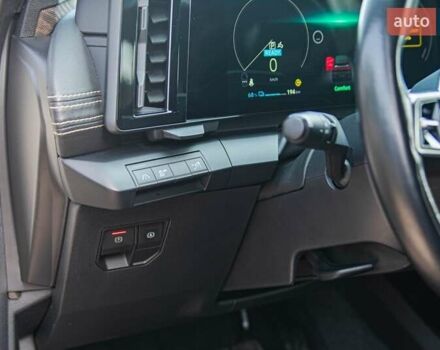 Серый Рено Megane E-Tech, объемом двигателя 0 л и пробегом 54 тыс. км за 22800 $, фото 19 на Automoto.ua