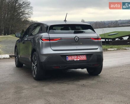 Сірий Рено Megane E-Tech, об'ємом двигуна 0 л та пробігом 40 тис. км за 19400 $, фото 6 на Automoto.ua