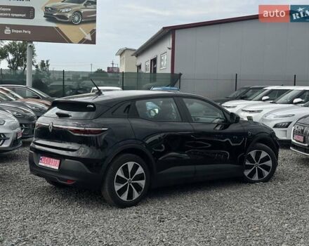 Серый Рено Megane E-Tech, объемом двигателя 0 л и пробегом 134 тыс. км за 18450 $, фото 5 на Automoto.ua