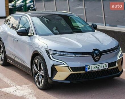 Серый Рено Megane E-Tech, объемом двигателя 0 л и пробегом 54 тыс. км за 22800 $, фото 1 на Automoto.ua