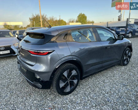 Серый Рено Megane E-Tech, объемом двигателя 0 л и пробегом 90 тыс. км за 19450 $, фото 11 на Automoto.ua