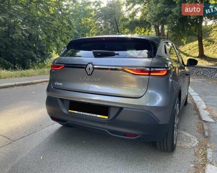 Серый Рено Megane E-Tech, объемом двигателя 0 л и пробегом 83 тыс. км за 19900 $, фото 6 на Automoto.ua