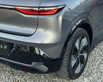 Серый Рено Megane E-Tech, объемом двигателя 0 л и пробегом 90 тыс. км за 19450 $, фото 39 на Automoto.ua