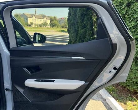 Серый Рено Megane E-Tech, объемом двигателя 0 л и пробегом 51 тыс. км за 23500 $, фото 26 на Automoto.ua