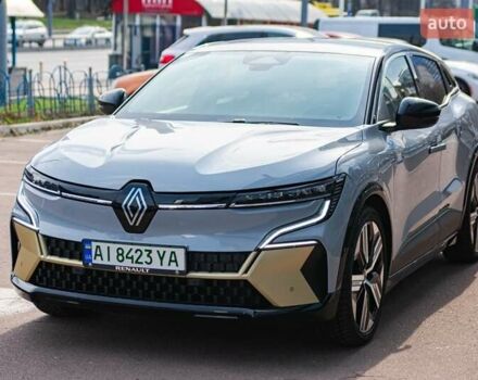 Серый Рено Megane E-Tech, объемом двигателя 0 л и пробегом 54 тыс. км за 22800 $, фото 3 на Automoto.ua