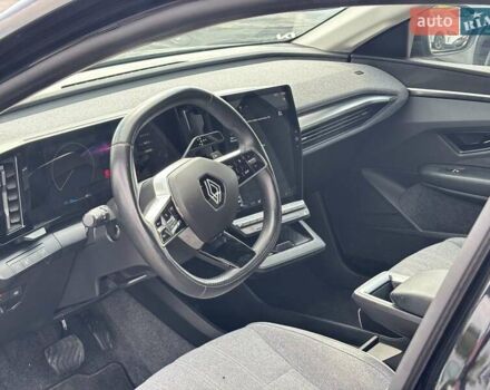 Серый Рено Megane E-Tech, объемом двигателя 0 л и пробегом 134 тыс. км за 18450 $, фото 32 на Automoto.ua