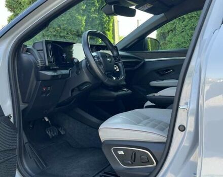 Серый Рено Megane E-Tech, объемом двигателя 0 л и пробегом 51 тыс. км за 23500 $, фото 19 на Automoto.ua