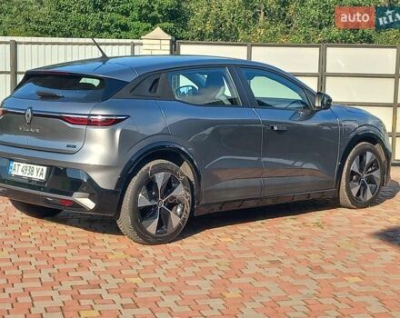 Серый Рено Megane E-Tech, объемом двигателя 0 л и пробегом 42 тыс. км за 18900 $, фото 10 на Automoto.ua