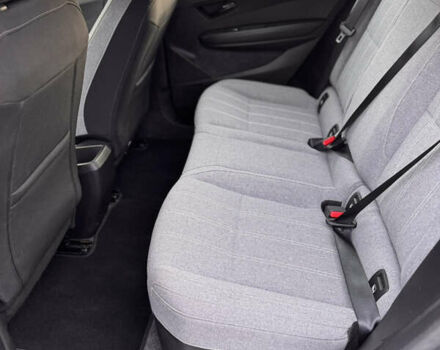 Серый Рено Megane E-Tech, объемом двигателя 0 л и пробегом 88 тыс. км за 19500 $, фото 15 на Automoto.ua