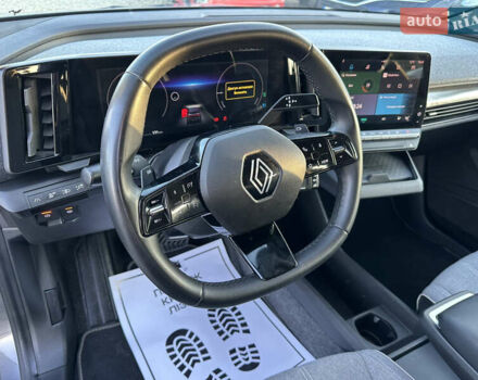 Серый Рено Megane E-Tech, объемом двигателя 0 л и пробегом 90 тыс. км за 19450 $, фото 18 на Automoto.ua