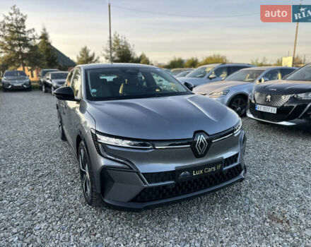 Серый Рено Megane E-Tech, объемом двигателя 0 л и пробегом 90 тыс. км за 19450 $, фото 2 на Automoto.ua
