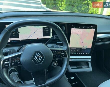 Серый Рено Megane E-Tech, объемом двигателя 0 л и пробегом 51 тыс. км за 23500 $, фото 35 на Automoto.ua