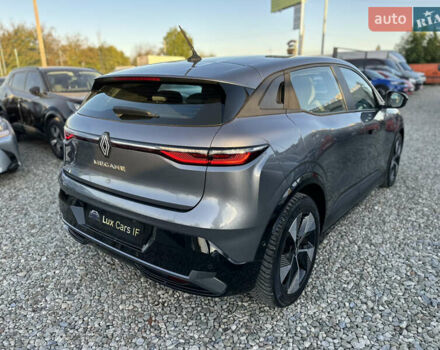 Серый Рено Megane E-Tech, объемом двигателя 0 л и пробегом 90 тыс. км за 19450 $, фото 10 на Automoto.ua