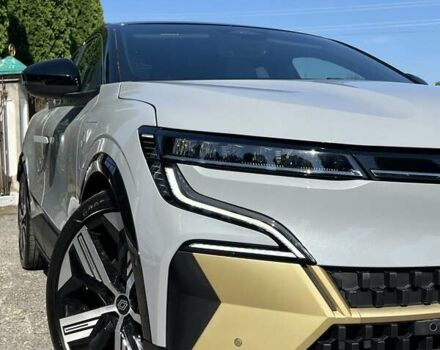 Серый Рено Megane E-Tech, объемом двигателя 0 л и пробегом 51 тыс. км за 23500 $, фото 13 на Automoto.ua